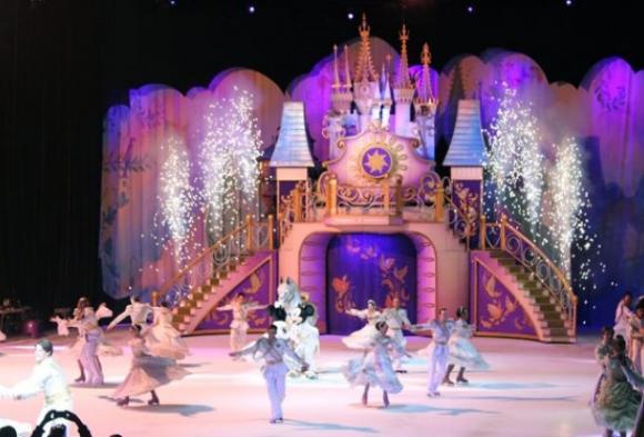 Disney On Ice: Dare To Dream at Allstate Arena