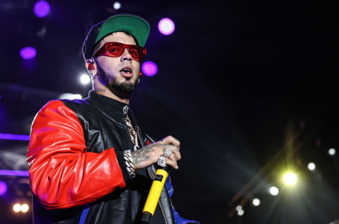 Anuel AA at Allstate Arena