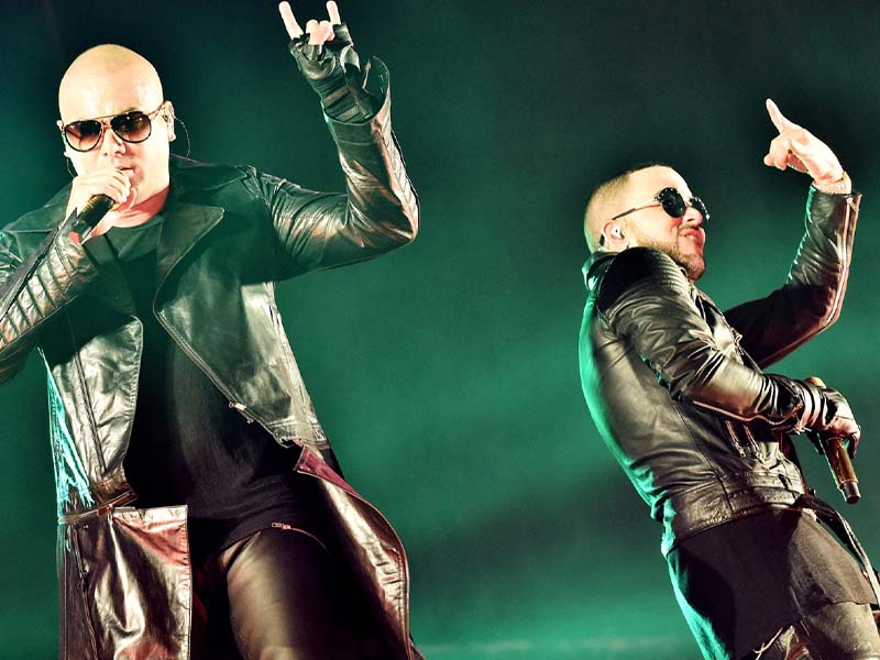 Wisin Y Yandel at Allstate Arena