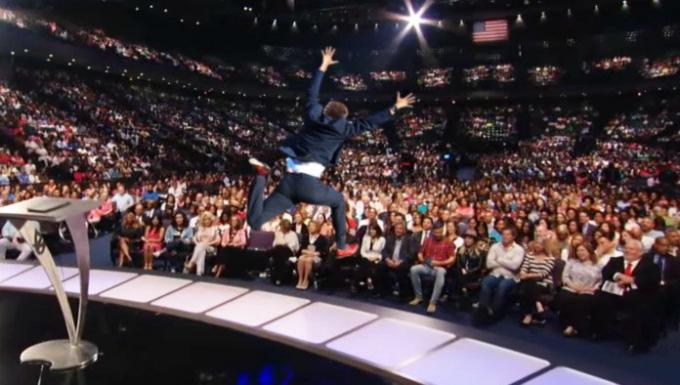 Joel Osteen at Allstate Arena